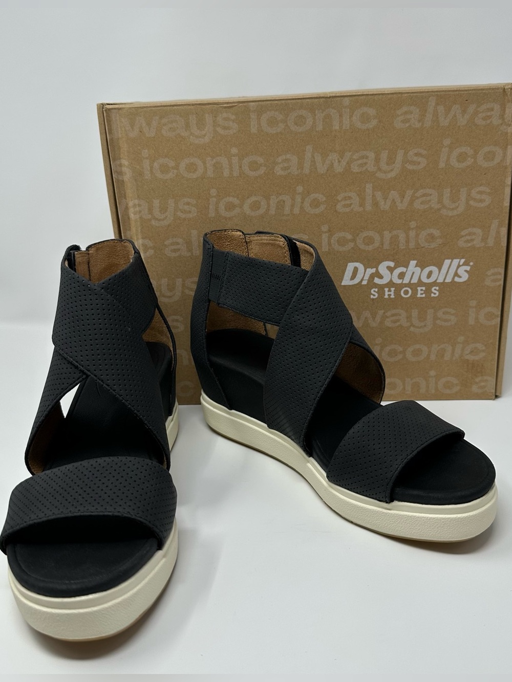 Dr. Scholl's Black and Cream Platform Wedge Sandals Sheena women’s 7.5 NWT